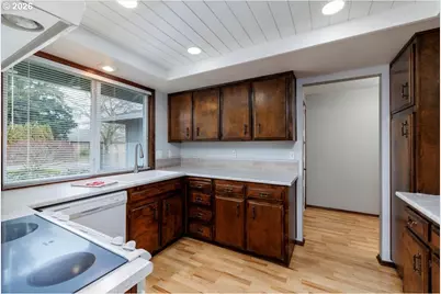 12790 SW Cleveland Bay Ln, Beaverton, OR 97008 - Photo 13