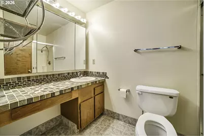 15926 NE Fremont St, Portland, OR 97230 - Photo 25