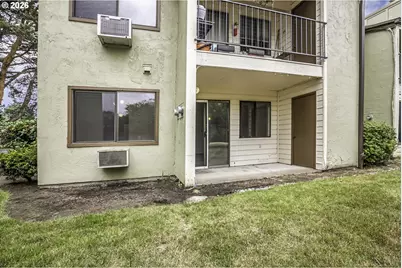 15926 NE Fremont St, Portland, OR 97230 - Photo 27