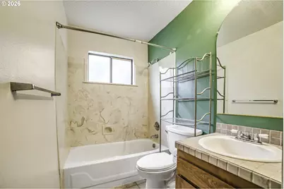 15926 NE Fremont St, Portland, OR 97230 - Photo 21
