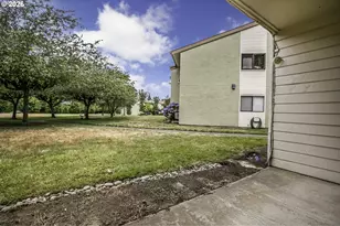 15926 NE Fremont St, Portland, OR 97230 - Photo 29