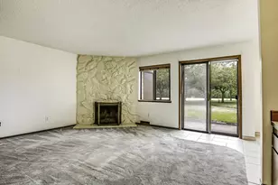 15926 NE Fremont St, Portland, OR 97230 - Photo 7