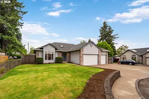 1909 NE 156th Ave, Portland, OR 97230 - Photo 3