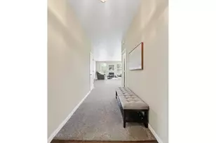 5244 Donohoe Ave, Eugene, OR 97402 - Photo 3