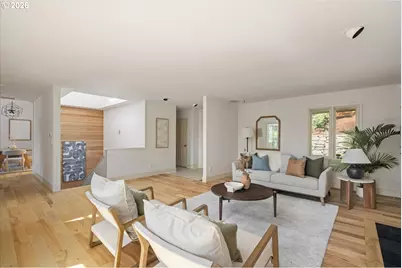 3320 SW 44th Ave, Portland, OR 97221 - Photo 7