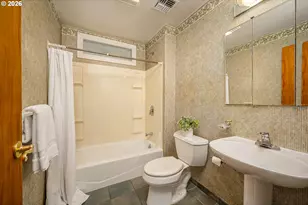 2540 Lincoln St, Eugene, OR 97405 - Photo 17
