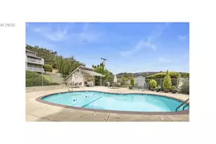 8 NW Mountain View Dr, Roseburg, OR 97471 - Photo 29