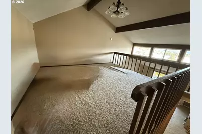 8 NW Mountain View Dr, Roseburg, OR 97471 - Photo 21