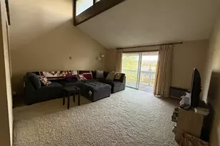 8 NW Mountain View Dr, Roseburg, OR 97471 - Photo 5