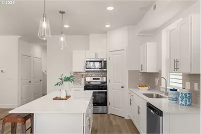 18971 SW Hazelwood Ln #L-4, Beaverton, OR 97078 - Photo 15