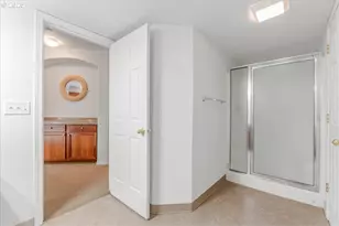 30424 SW Ruth St, Wilsonville, OR 97070 - Photo 21