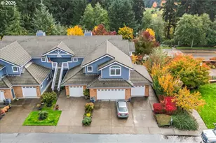 30424 SW Ruth St, Wilsonville, OR 97070 - Photo 1