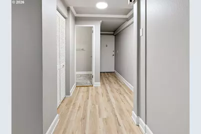 1205 SW Cardinell Dr, Portland, OR 97201 - Photo 7