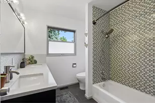 2726 NE 137th Ave, Portland, OR 97230 - Photo 17
