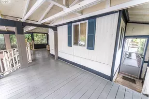 1600 Rhododendron Dr, Florence, OR 97439 - Photo 5