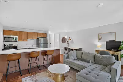 100 Kerr Pkwy #52, Lake Oswego, OR 97035 - Photo 5