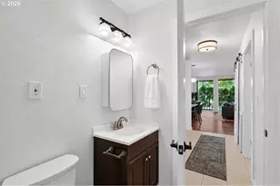 100 Kerr Pkwy, Lake Oswego, OR 97035 - Photo 15