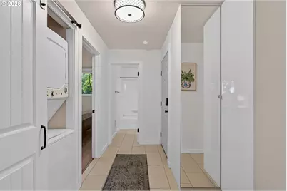 100 Kerr Pkwy #52, Lake Oswego, OR 97035 - Photo 11
