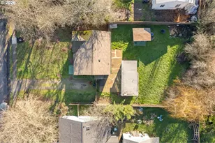 2064 Grant St, Eugene, OR 97405 - Photo 31