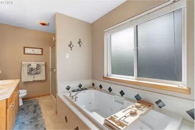 13810 Bean Ct, Oregon City, OR 97045 - Photo 27