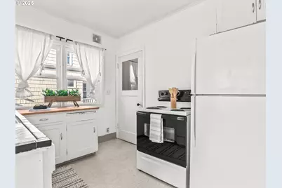 2805 SE Grant St, Portland, OR 97214 - Photo 7