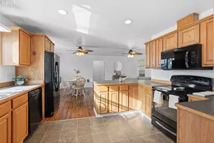 230 Haussler Rd, Kelso, WA 98626 - Photo 7