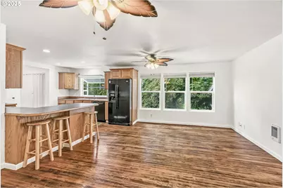 230 Haussler Rd, Kelso, WA 98626 - Photo 9