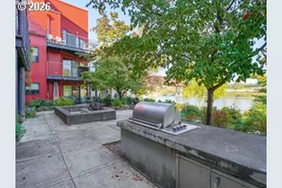 910 NW Naito Pkwy #I23, Portland, OR 97209 - Photo 25