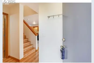 910 NW Naito Pkwy #I23, Portland, OR 97209 - Photo 3