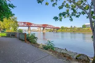 910 NW Naito Pkwy, Portland, OR 97209 - Photo 23