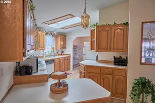 1699 N Terry St, Eugene, OR 97402 - Photo 11