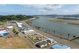 1685 N Bayshore Dr, Coos Bay, OR 97420 - Photo 1