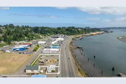 1685 N Bayshore Dr, Coos Bay, OR 97420 - Photo 19
