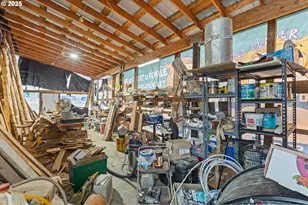 1907 W Duke Rd, Sutherlin, OR 97479 - Photo 37