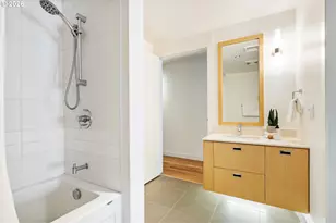 1310 NW Naito Parkway, Portland, OR 97209 - Photo 25