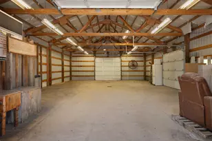 23781 NW Grossen Dr, Hillsboro, OR 97124 - Photo 35
