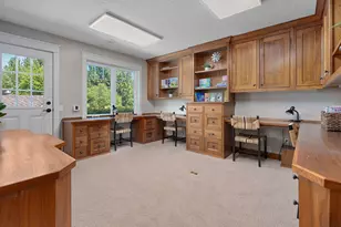 23781 NW Grossen Dr, Hillsboro, OR 97124 - Photo 19