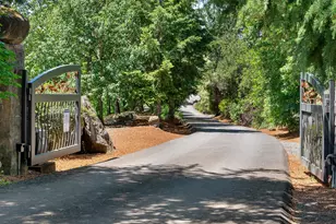 23781 NW Grossen Dr, Hillsboro, OR 97124 - Photo 45