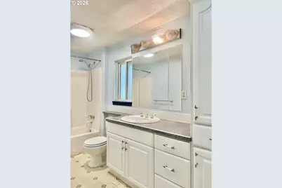 20125 SE Foster Rd, Damascus, OR 97089 - Photo 13