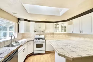 20125 SE Foster Rd, Damascus, OR 97089 - Photo 7