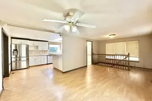 20125 SE Foster Rd, Damascus, OR 97089 - Photo 9