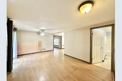 20125 SE Foster Rd, Damascus, OR 97089 - Photo 11