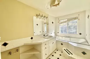 20125 SE Foster Rd, Damascus, OR 97089 - Photo 17