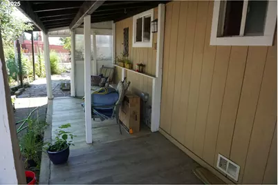 7819 SE Duke St, Portland, OR 97206 - Photo 5