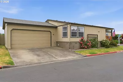 1000 S McKern Ct #34, Newberg, OR 97132 - Photo 3