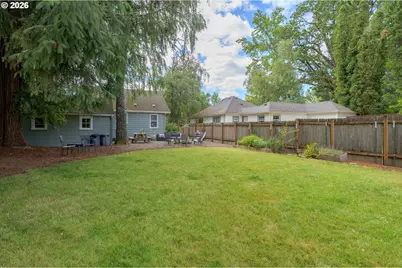 928 SE Davis St, McMinnville, OR 97128 - Photo 15