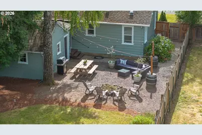 928 SE Davis St, McMinnville, OR 97128 - Photo 25