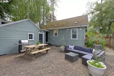 928 SE Davis St, McMinnville, OR 97128 - Photo 17