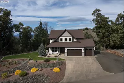 1252 Southridge Way, Roseburg, OR 97470 - Photo 1