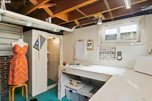 6430 NE Hancock St, Portland, OR 97213 - Photo 37